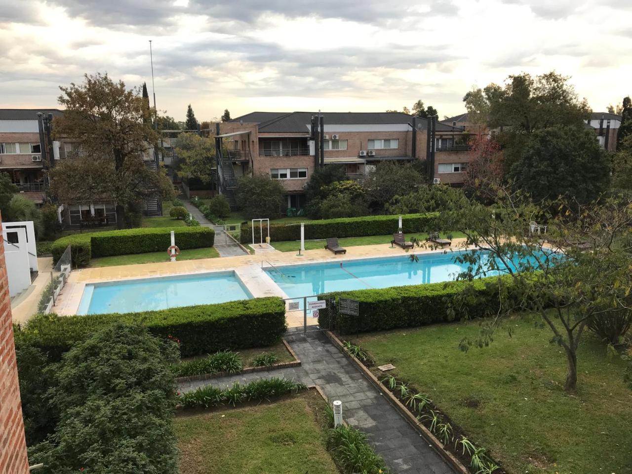 Hermoso Apartamento En Country Hosp Univ Austral Pilar  Dış mekan fotoğraf